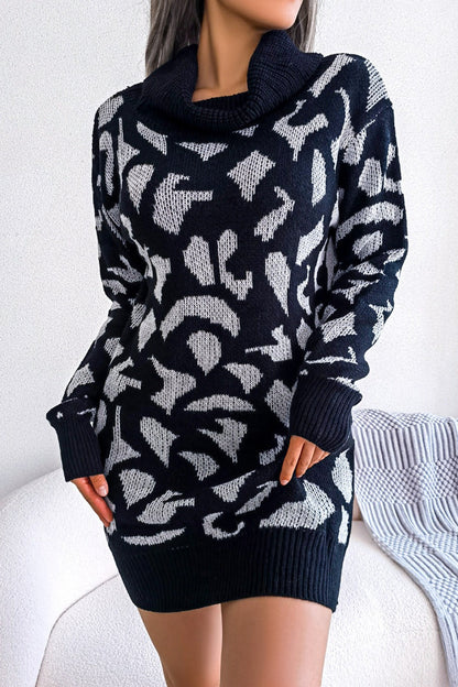Vestido de cuello alto con estampado de leopardo
