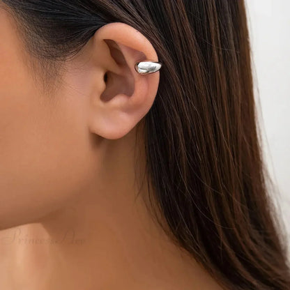 Dark Circular Shiny No Piercing Clip Earring
