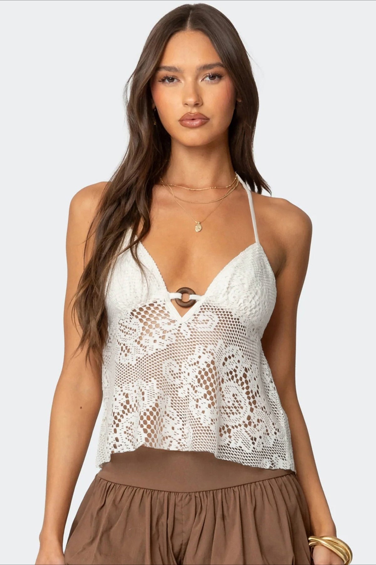 Top halter de encaje con cuello de pico sexy estilo bohemio con aberturas