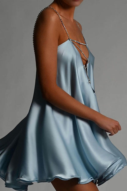 Vestido de fiesta sexy con cuello en V profundo y espalda descubierta