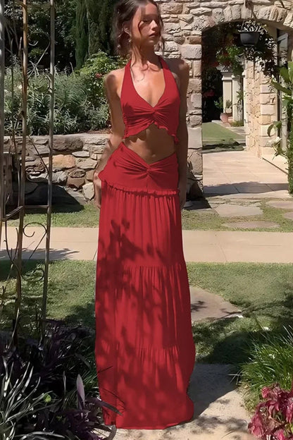 Vestido boho coordinado con escote halter y detalle retorcido, sin mangas