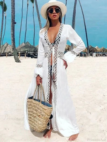 Pareo de bikini calado con cuello en V pronunciado