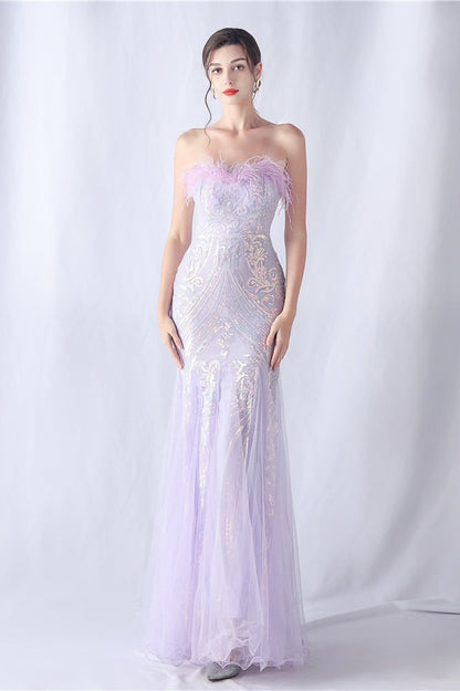 Vestido de Noche con Lentejuelas y Plumas de Avestruz