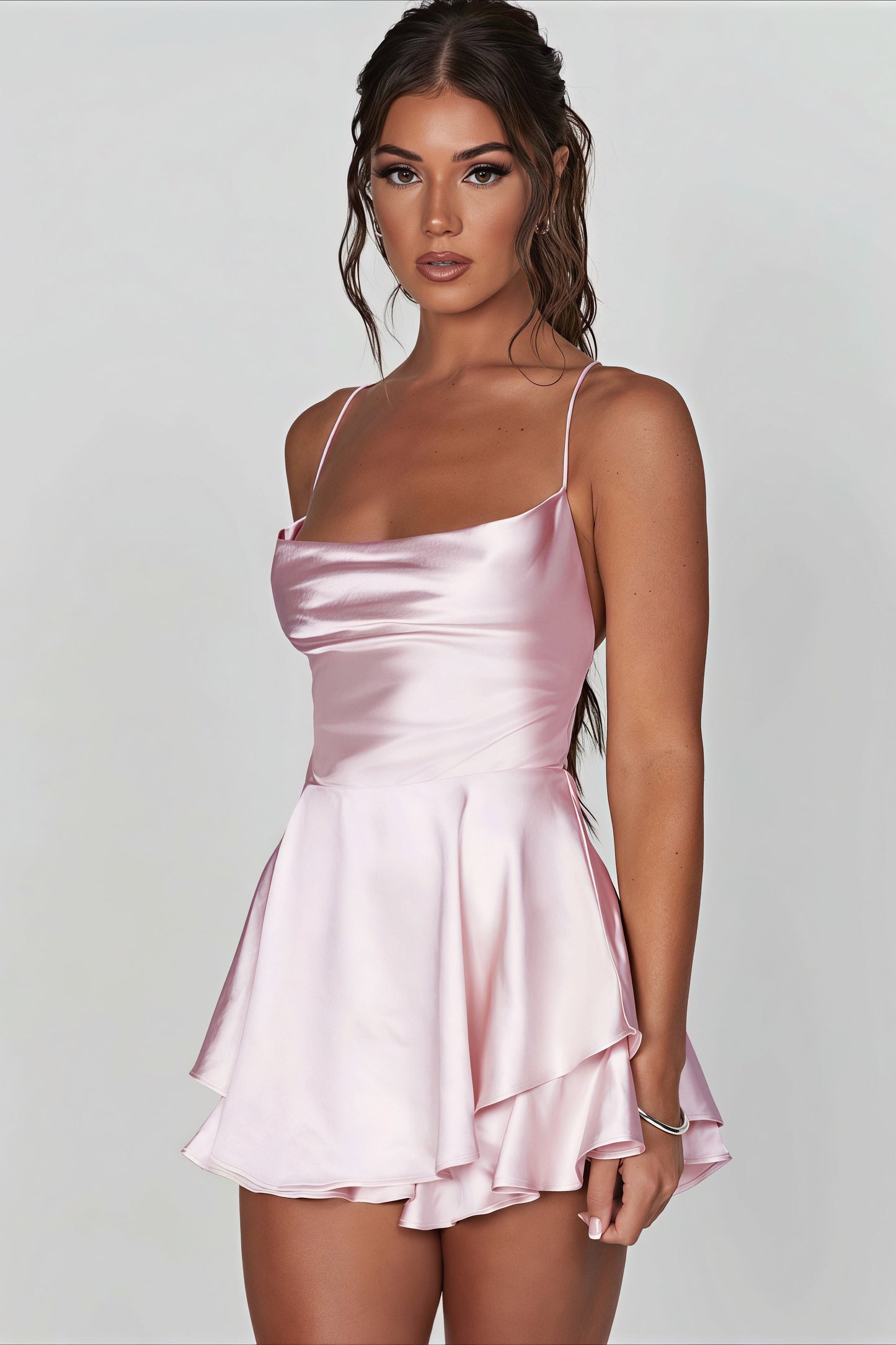 Minivestido camisola sexy ajustado de color liso con espalda descubierta