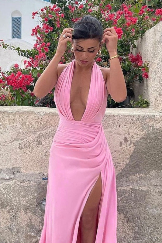 Vestido maxi con cuello halter en U, fruncido y abertura
