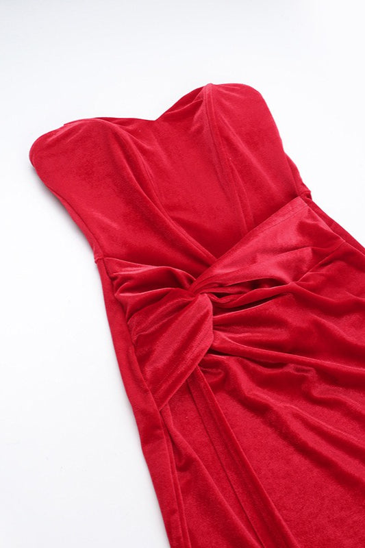 Vestido de fiesta de terciopelo con corsé deshuesado