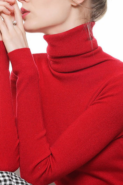 Top de punto de lana ligera con cuello apilado