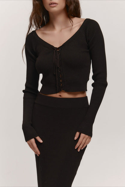 Vestido de suéter corto de punto con cuello en V