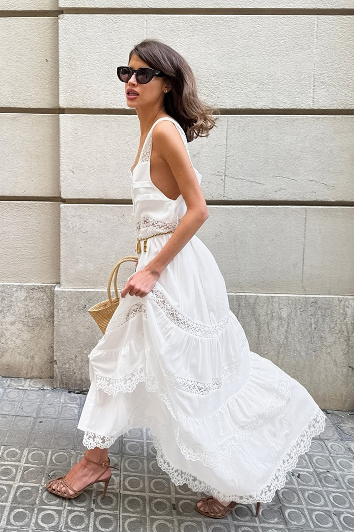 Vestido maxi bohemio suelto con volantes y retazos de encaje