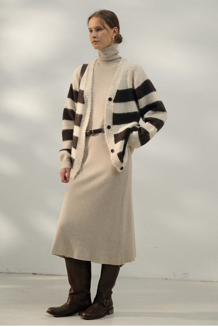 Textured Stripe V-Neck Knit Top