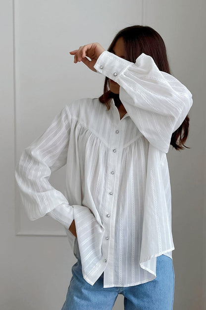Blusa de cuello mao de jacquard de algodón blanco