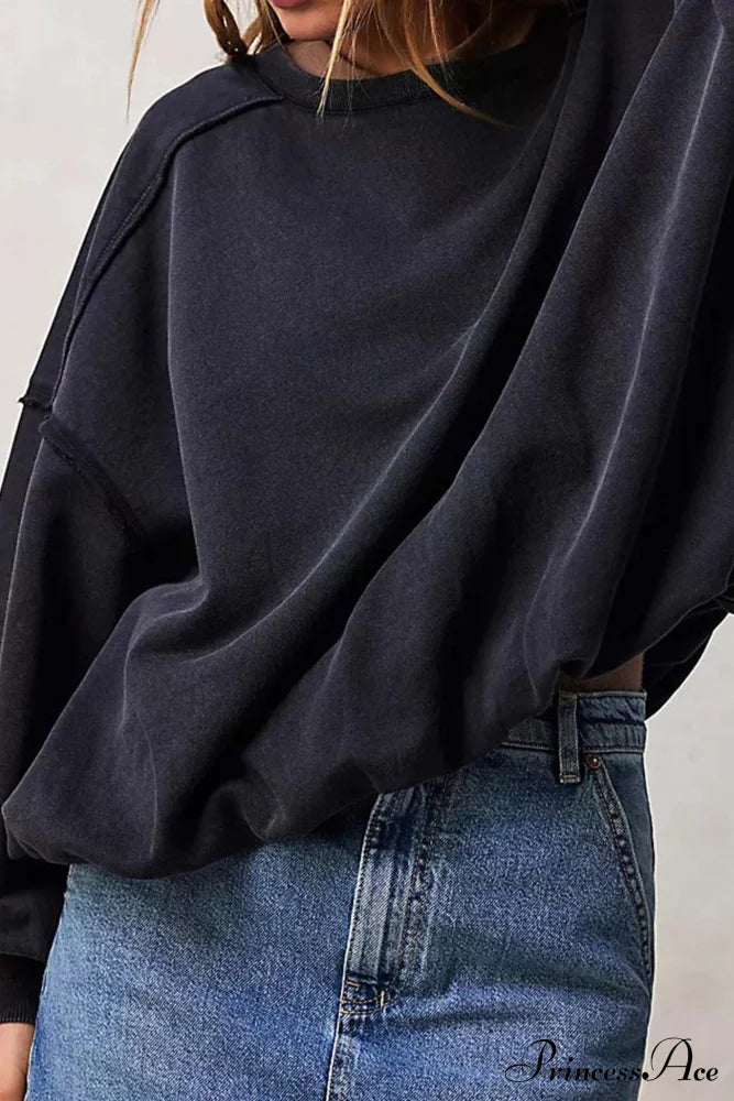 Edge Raw Neck Crew Sweatshirt