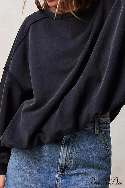 Edge Raw Neck Crew Sweatshirt
