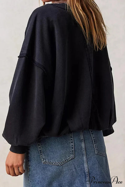 Edge Raw Neck Crew Sweatshirt