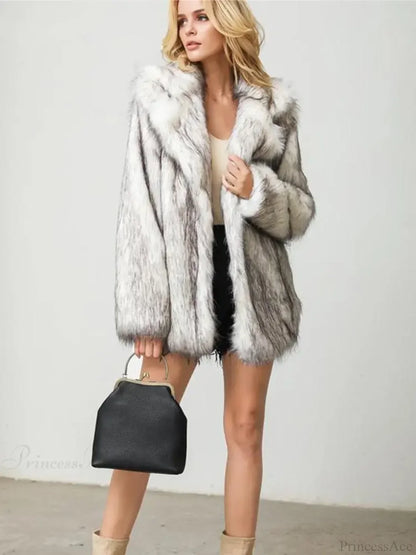 Elegant Plush Lapel Full Sleeve Coat