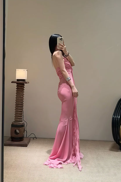 Vestido maxi sin espalda con tirantes finos y rosas 3D