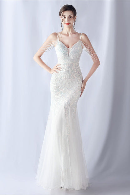 Vestido maxi de cóctel de malla con abalorios