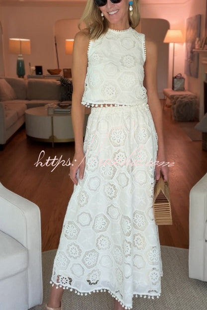 Nice Try Embroidered Crochet Lace Tassle Trim Elastic Waist Midi Skirt
