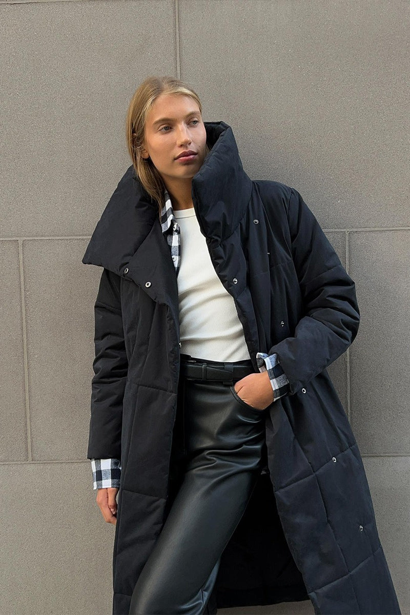 Chaqueta Puffer Larga con Cuello Alto