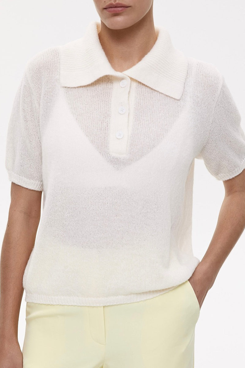 Blusa Minimalista Tejida Calada de Polo con Mangas Abullonadas
