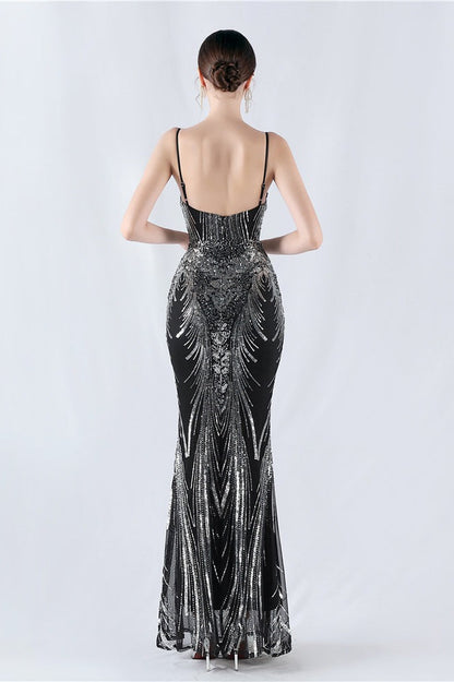 Vestido formal con lentejuelas bordadas y varillas