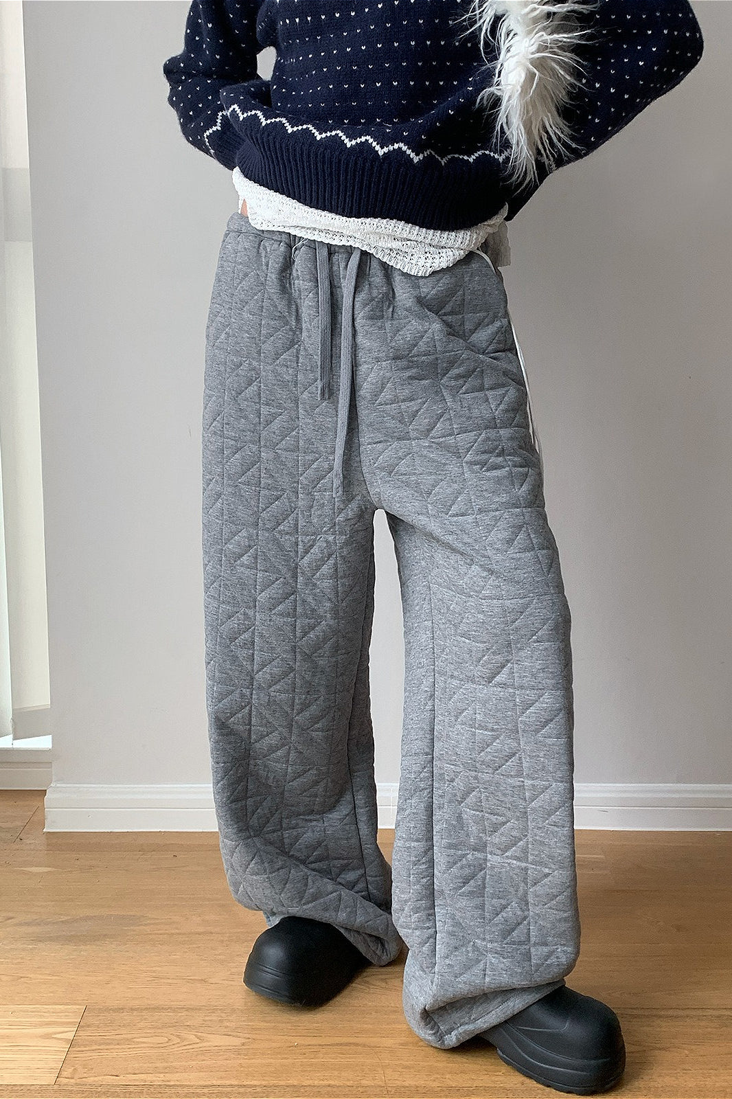 Pantalones térmicos gruesos acolchados con forma de diamante y cordón