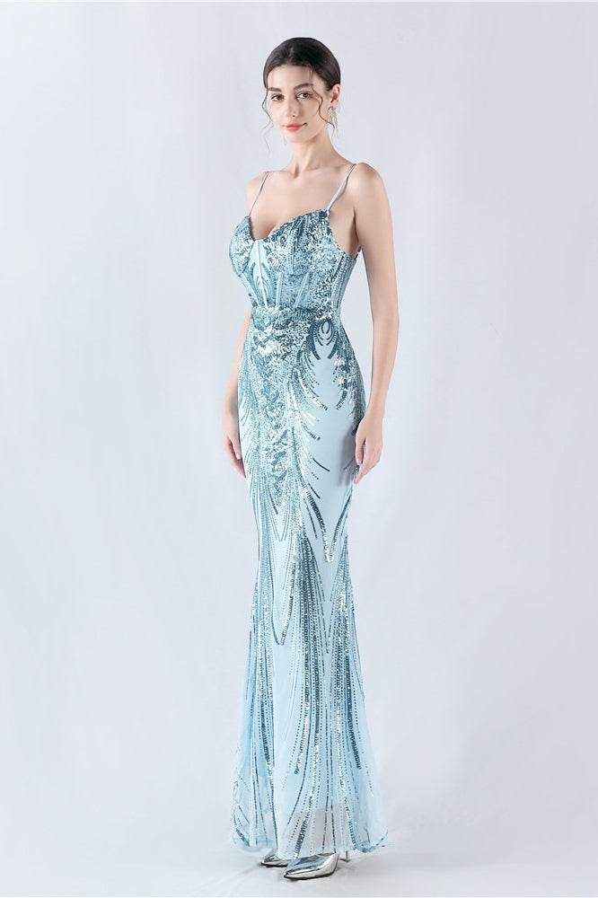 Vestido formal con lentejuelas bordadas y varillas