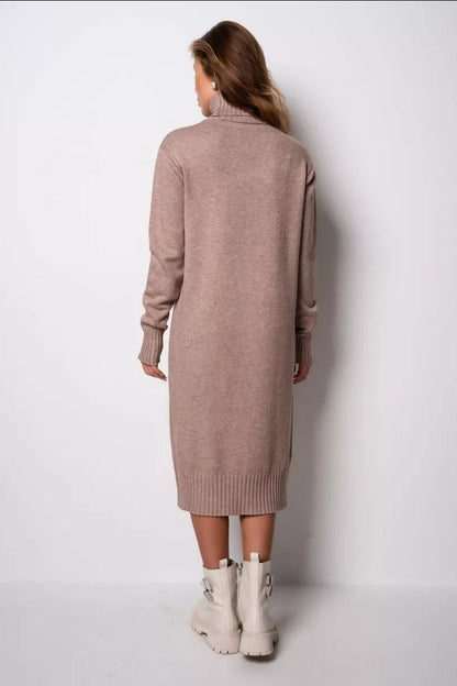 Vestido suéter de cuello alto holgado