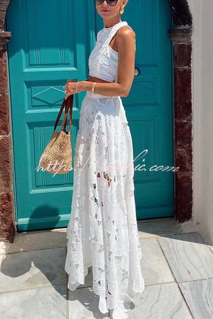 Next Trip Floral Embroidery Crochet Lace Crop Tank Top