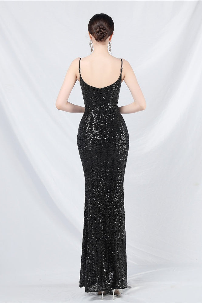 Elegante vestido maxi con lentejuelas y tirantes finos