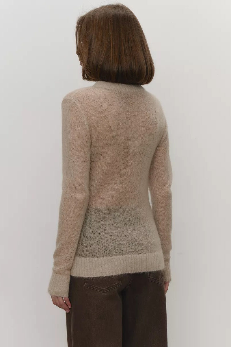 Top de punto de mohair con cuello redondo