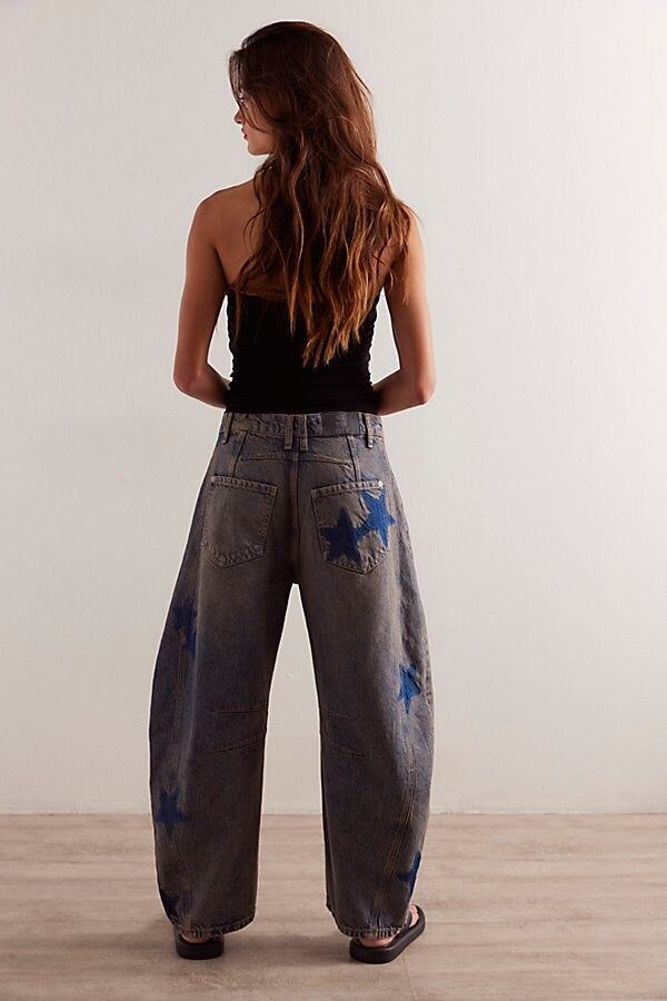 Mid Rise Loose Fit Barrel Jean