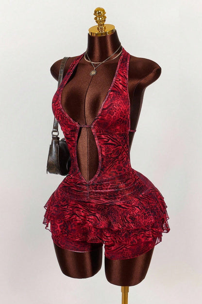 Minivestido sexy con estampado de leopardo, cuello halter y volantes escalonados