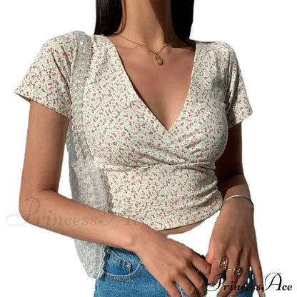 French Retro Floral V-neck Slim T-shirt Crop Top