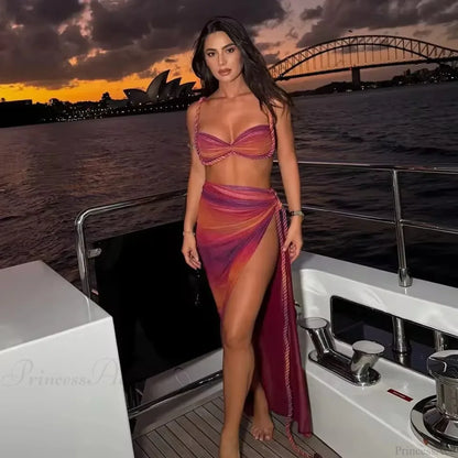 Conjunto de bikini degradado con falda larga, traje de baño de tres piezas