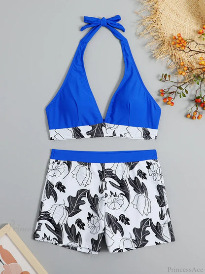 Conjunto de dos piezas de bikini con shorts y top halter estampado