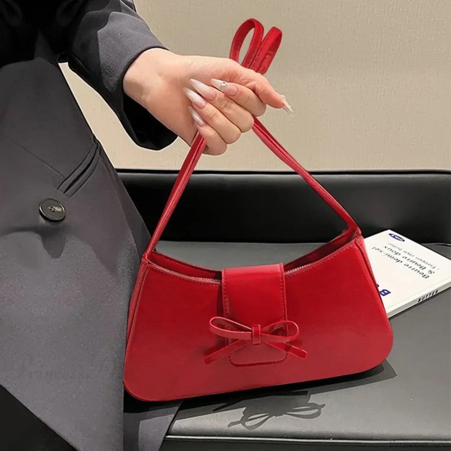 High-Grade Retro PU Leather Underarm Bag