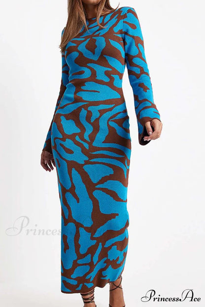 Long Sleeve Knitted Dress with Contrast Color