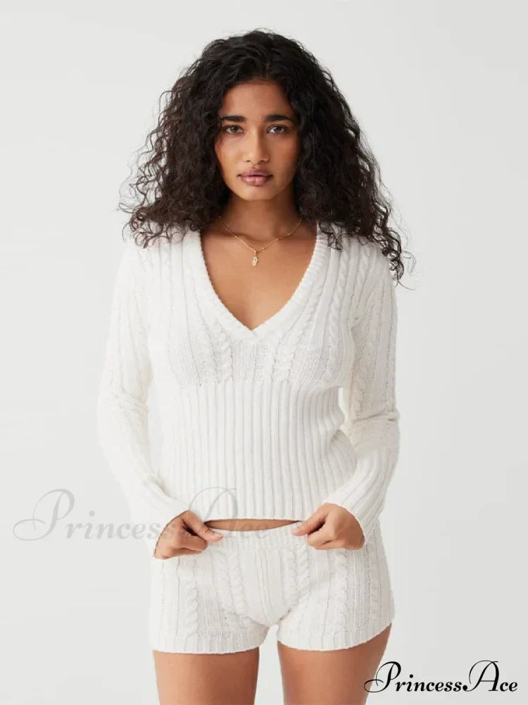 Long Sleeve Knitted V-Neck Graceful Hooded Sweater And Shorts Set