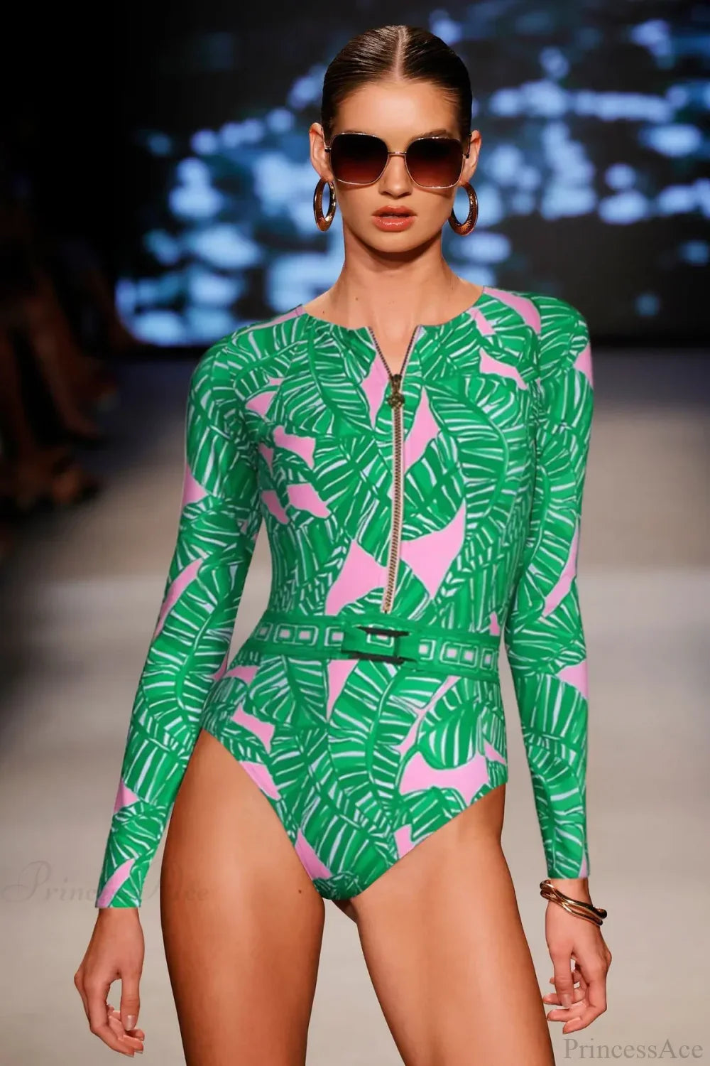 Traje de baño enterizo azul de manga larga con cremallera