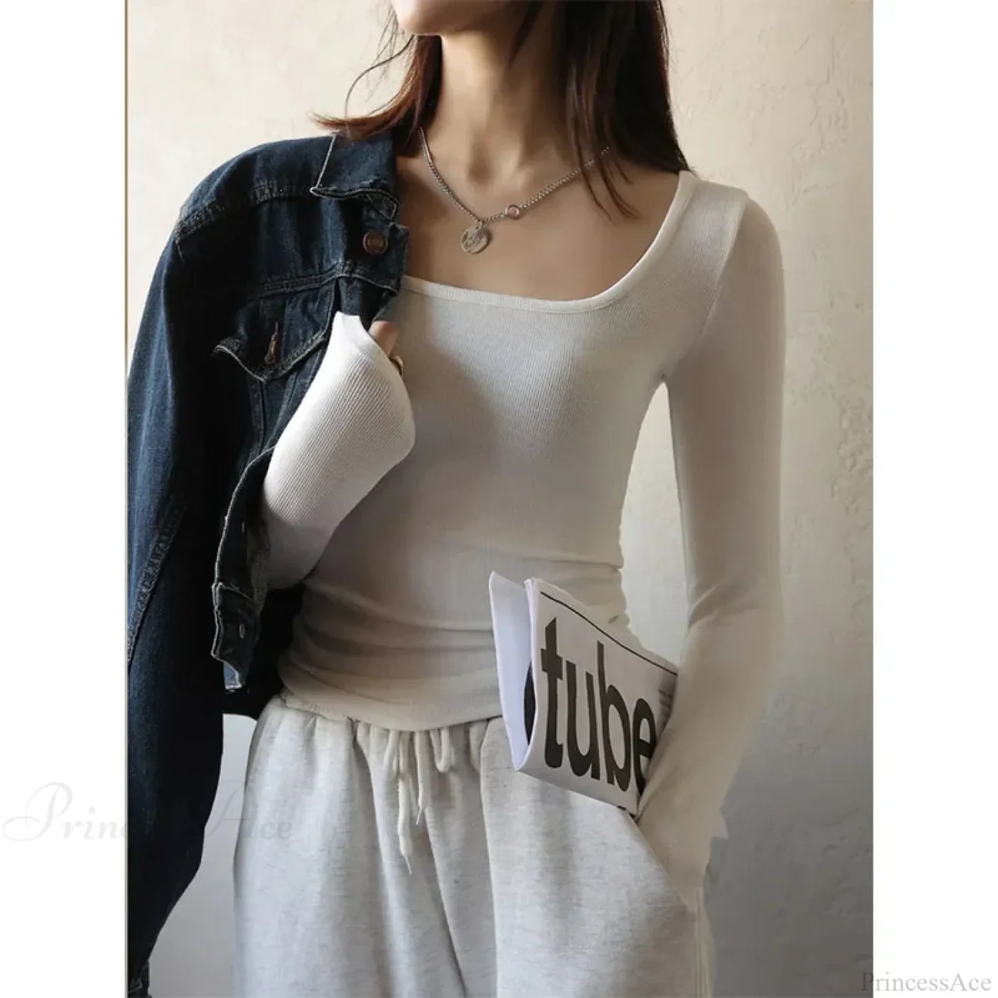 Low Neck Undercoat Slim Fit Sweater