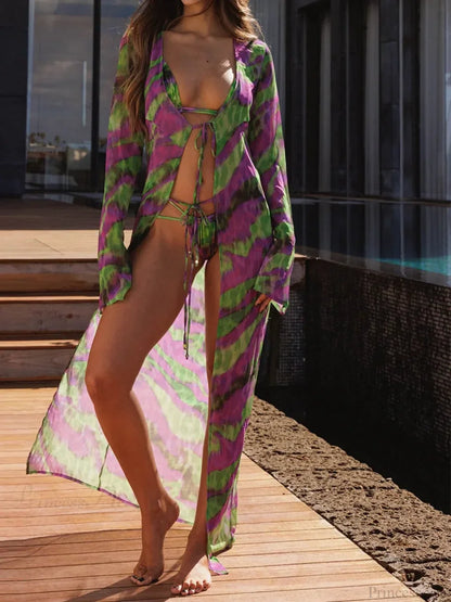 Conjunto de bikini de tres piezas con cubierta de malla
