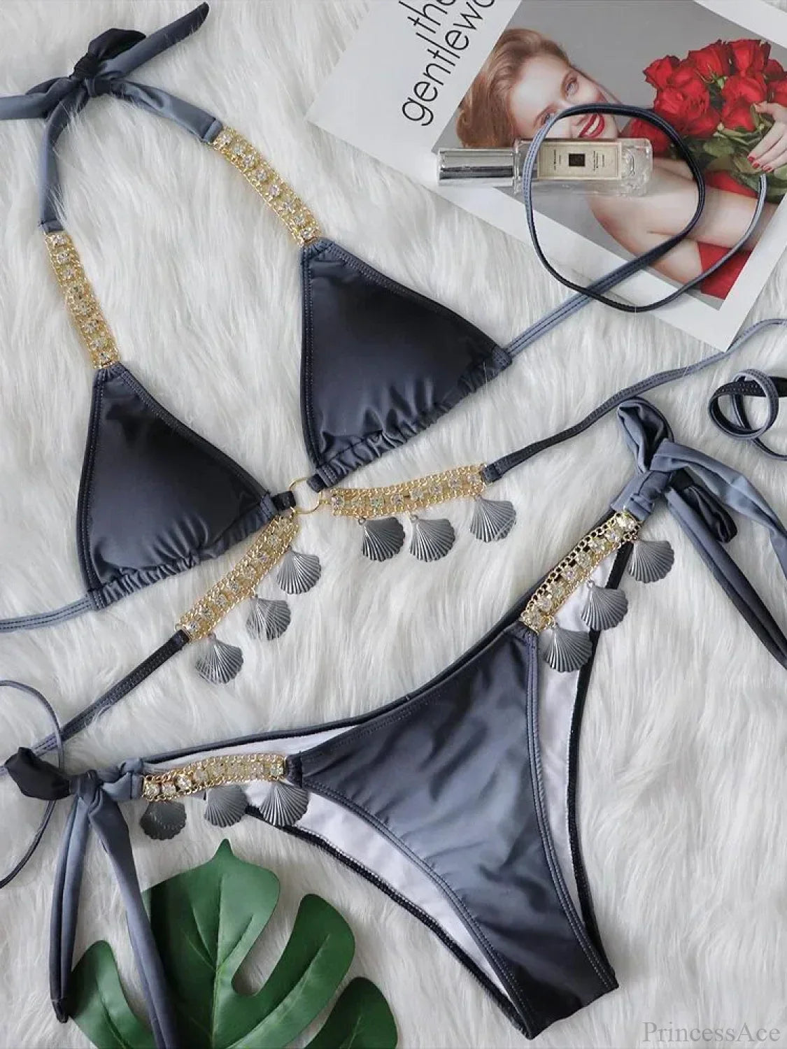 Conjunto de Bikini con Cadenas Metálicas