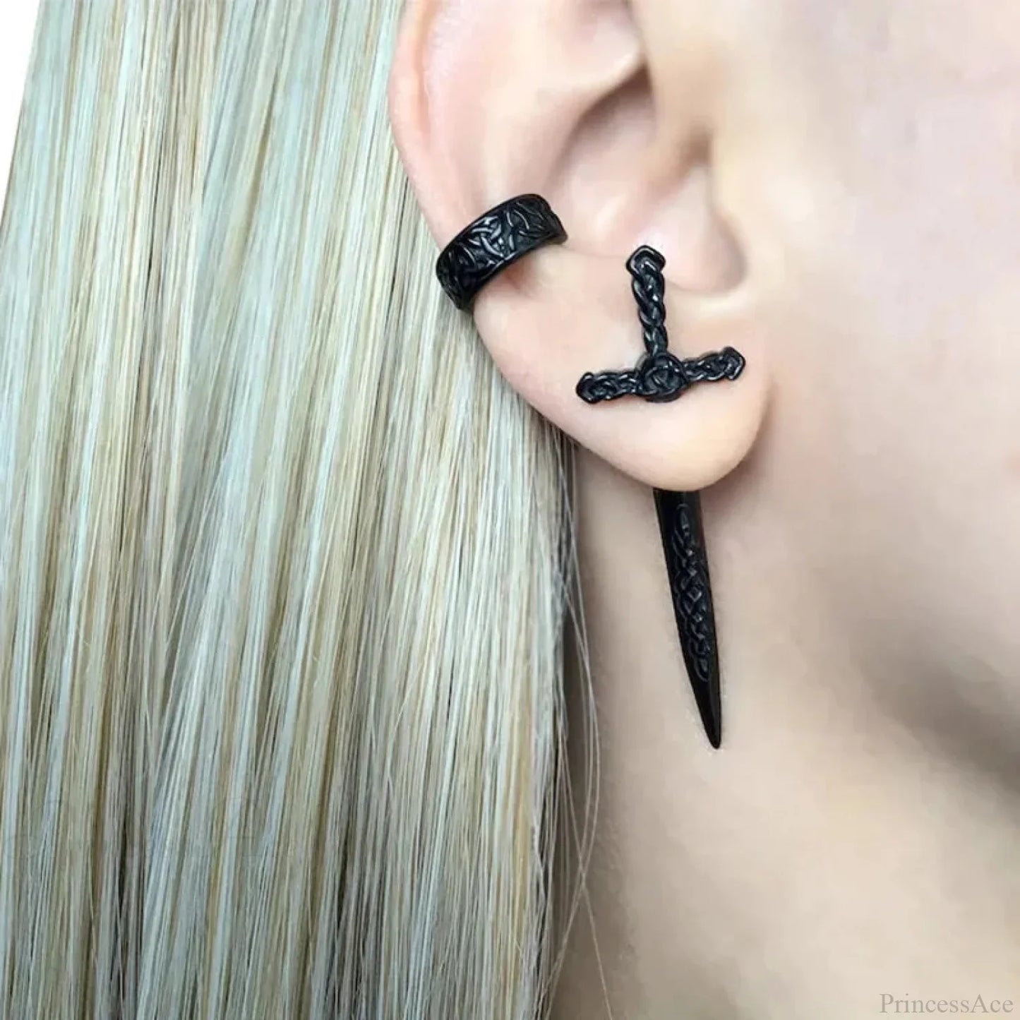 Metal Punk Dark Sword Dagger Stud Earring