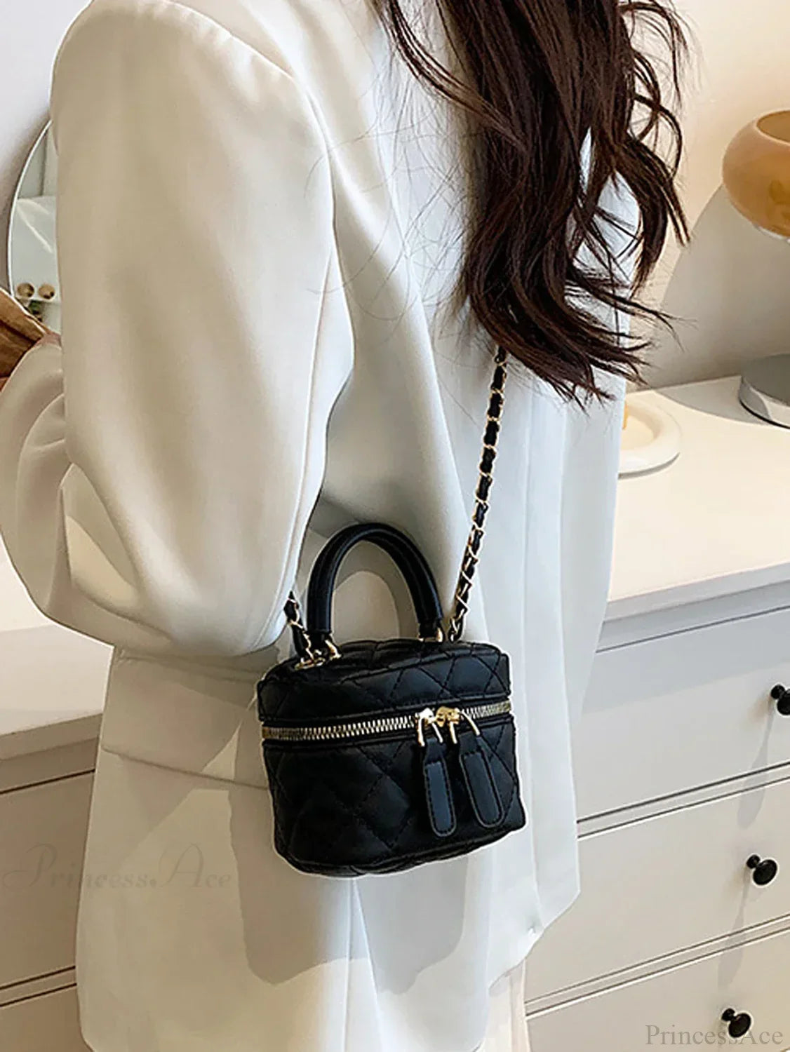 Mini Quilted Chain Diamond Crossbody Designer Handbag