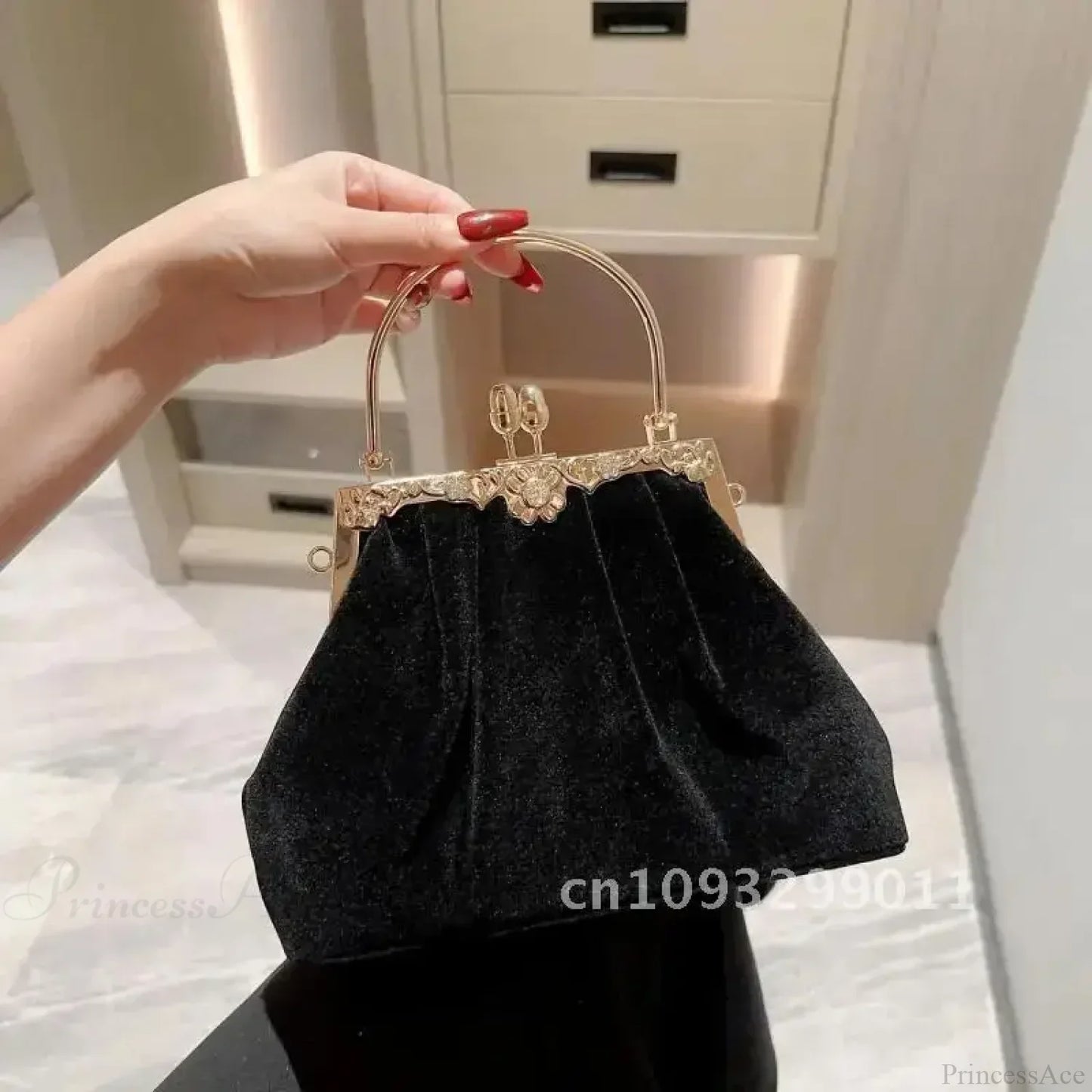 Mysterious Black Velvet Evening Party Wedding Clutch Bag