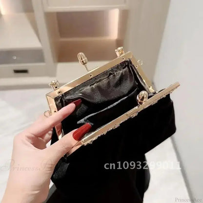 Mysterious Black Velvet Evening Party Wedding Clutch Bag