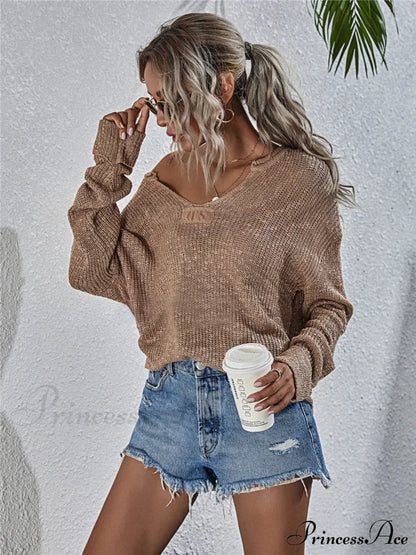 Neck Knit with Notched Top Slit