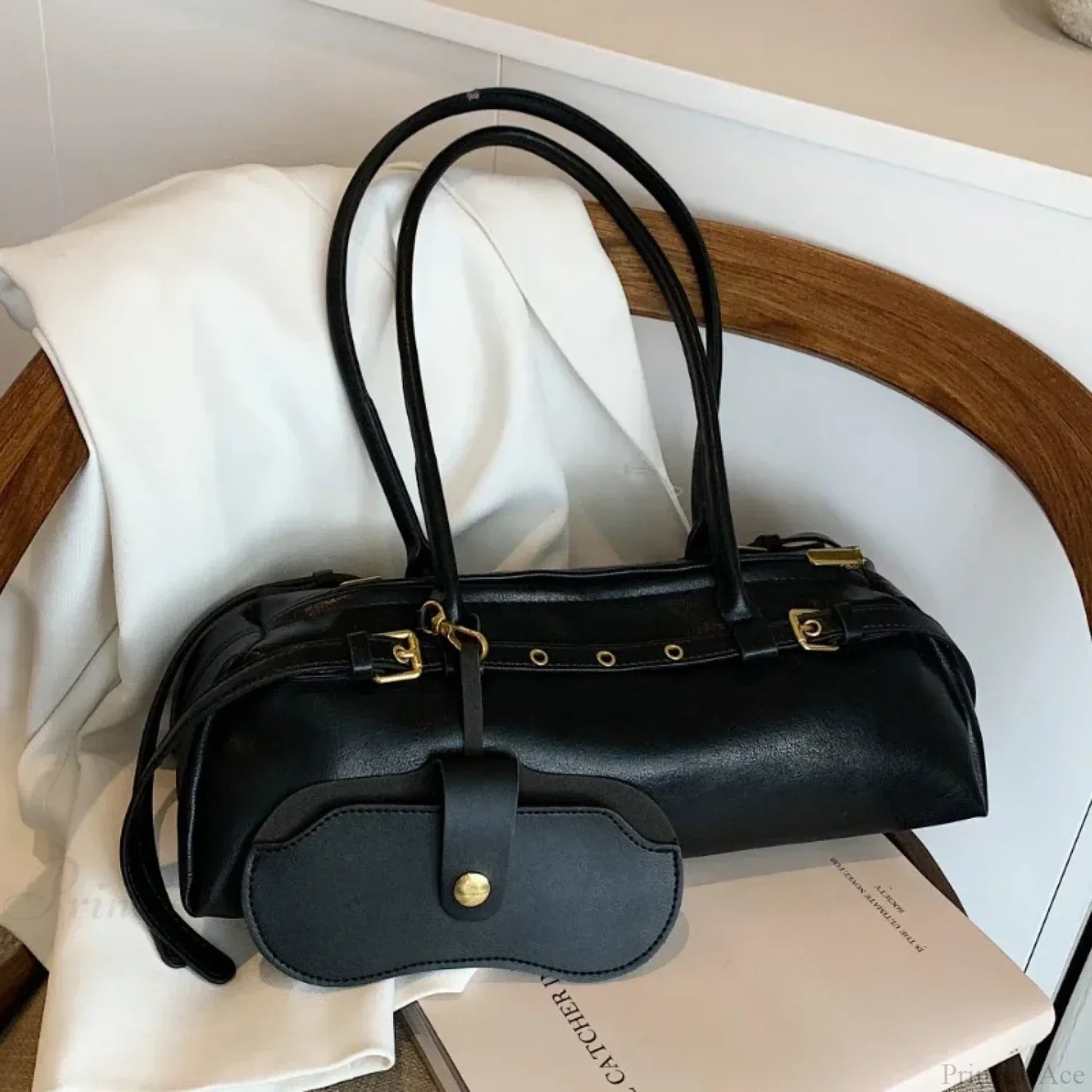 PU Leather Buckle Fashion Shoulder Bag