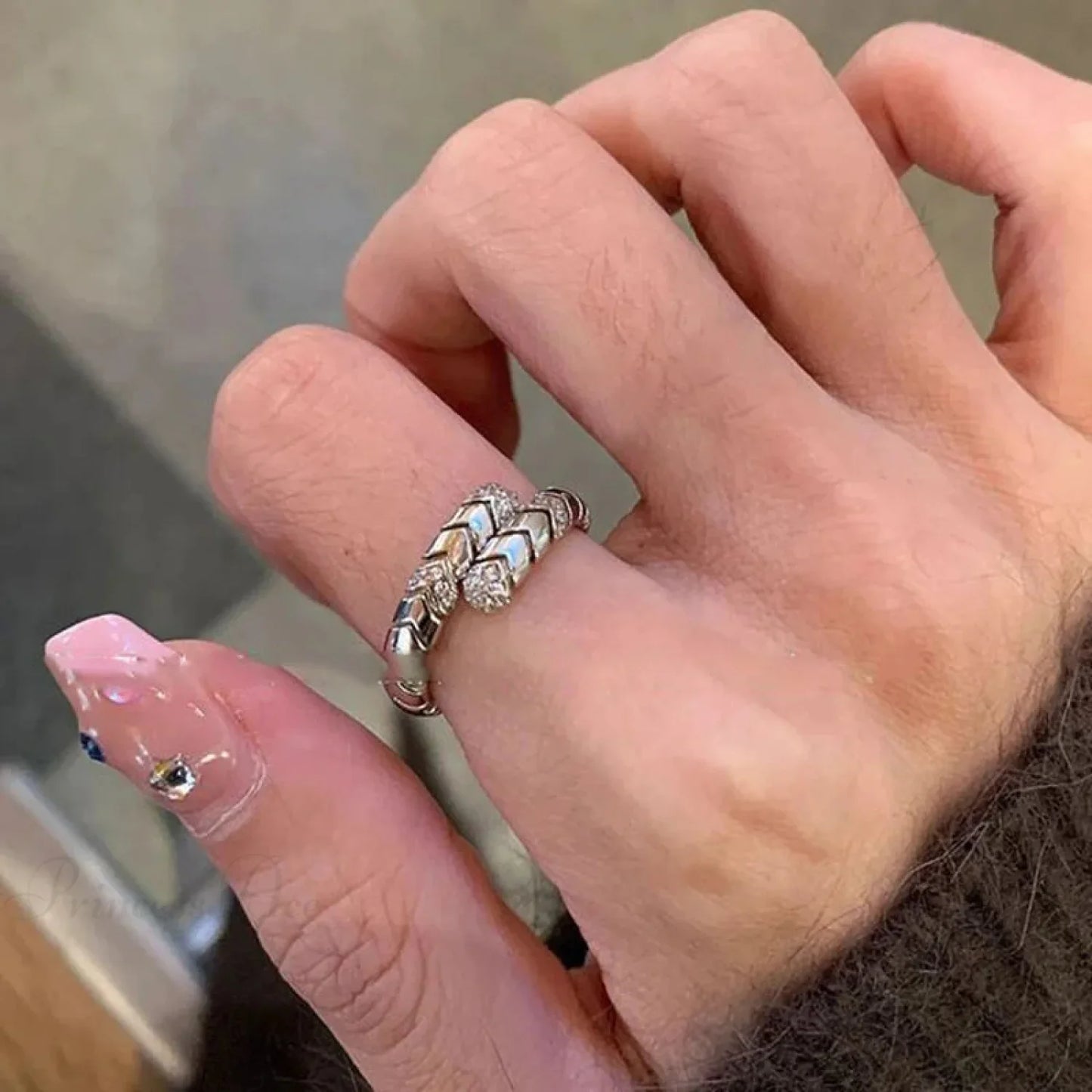 Rebel Cord Glittering Dark Ring